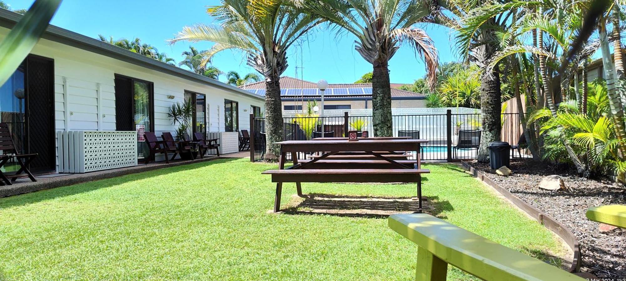 מרקולה Pacific Palms Motor Inn מראה חיצוני תמונה